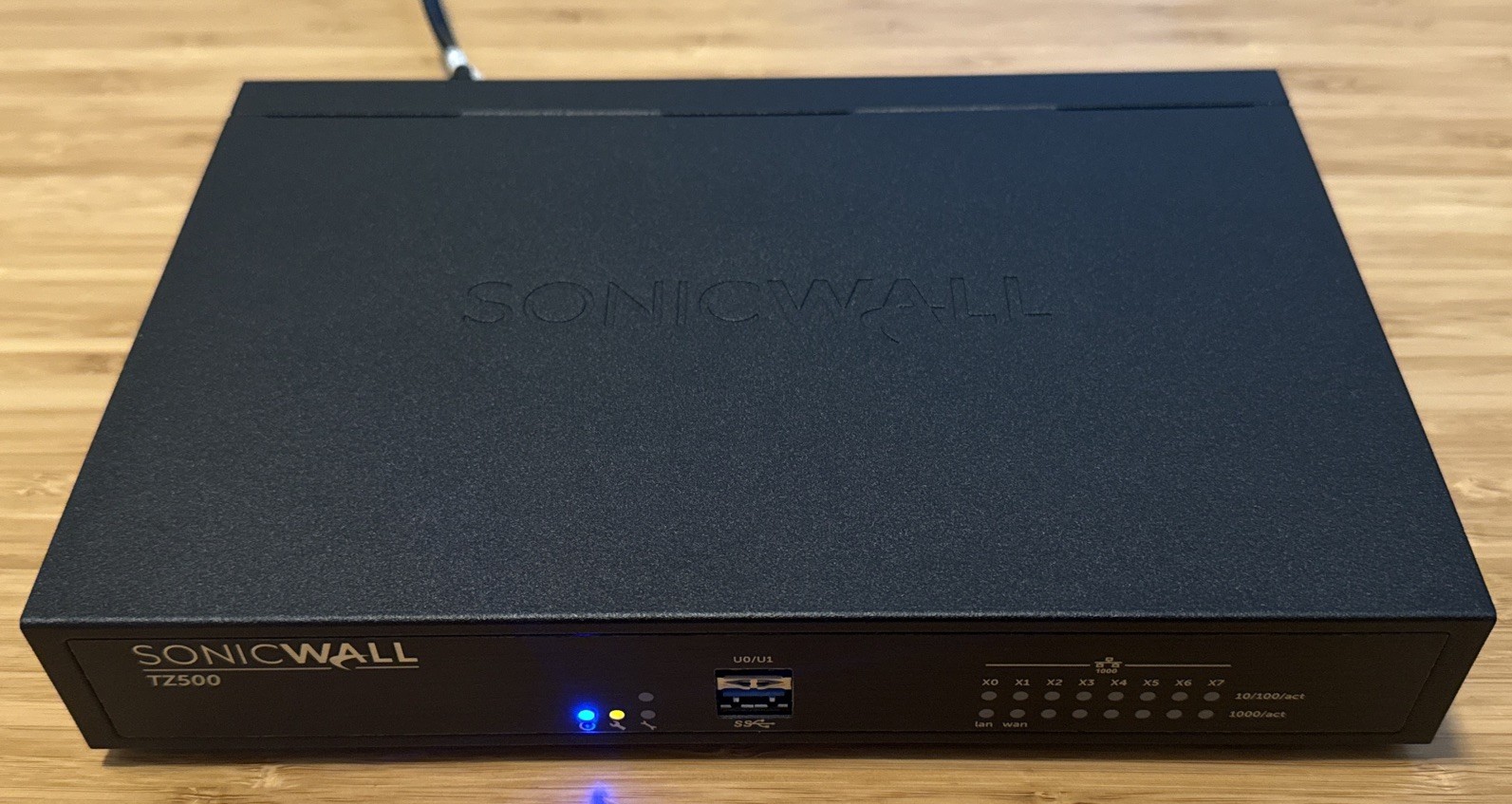 SonicWall TZ500 APL29-0B6 6x 1GbE UTM Firewall VPN - With Power Adapter