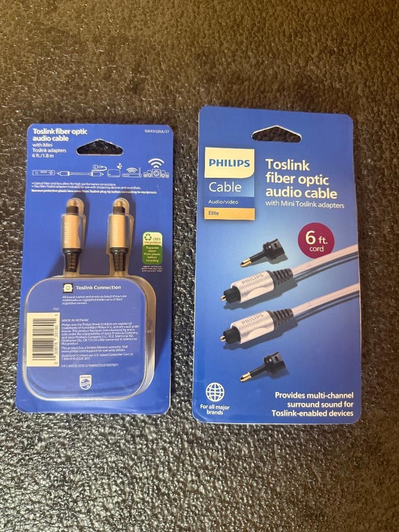 Philips Toslink Fiber Optic Audio Cable w/ Mini Toslink Adapter 6 Feet  ( 1 PK)