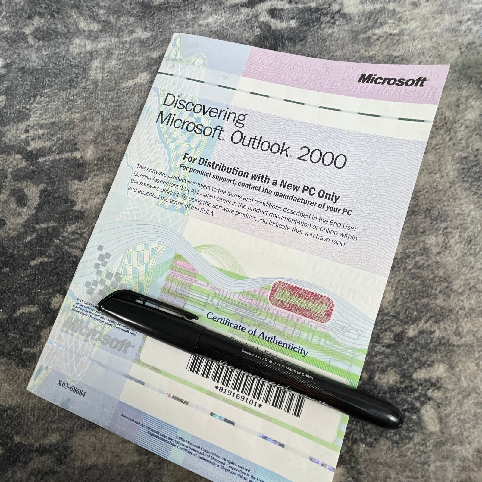 Discovering Microsoft Outlook 2000 Manual with Certificate of Authenticity COA
