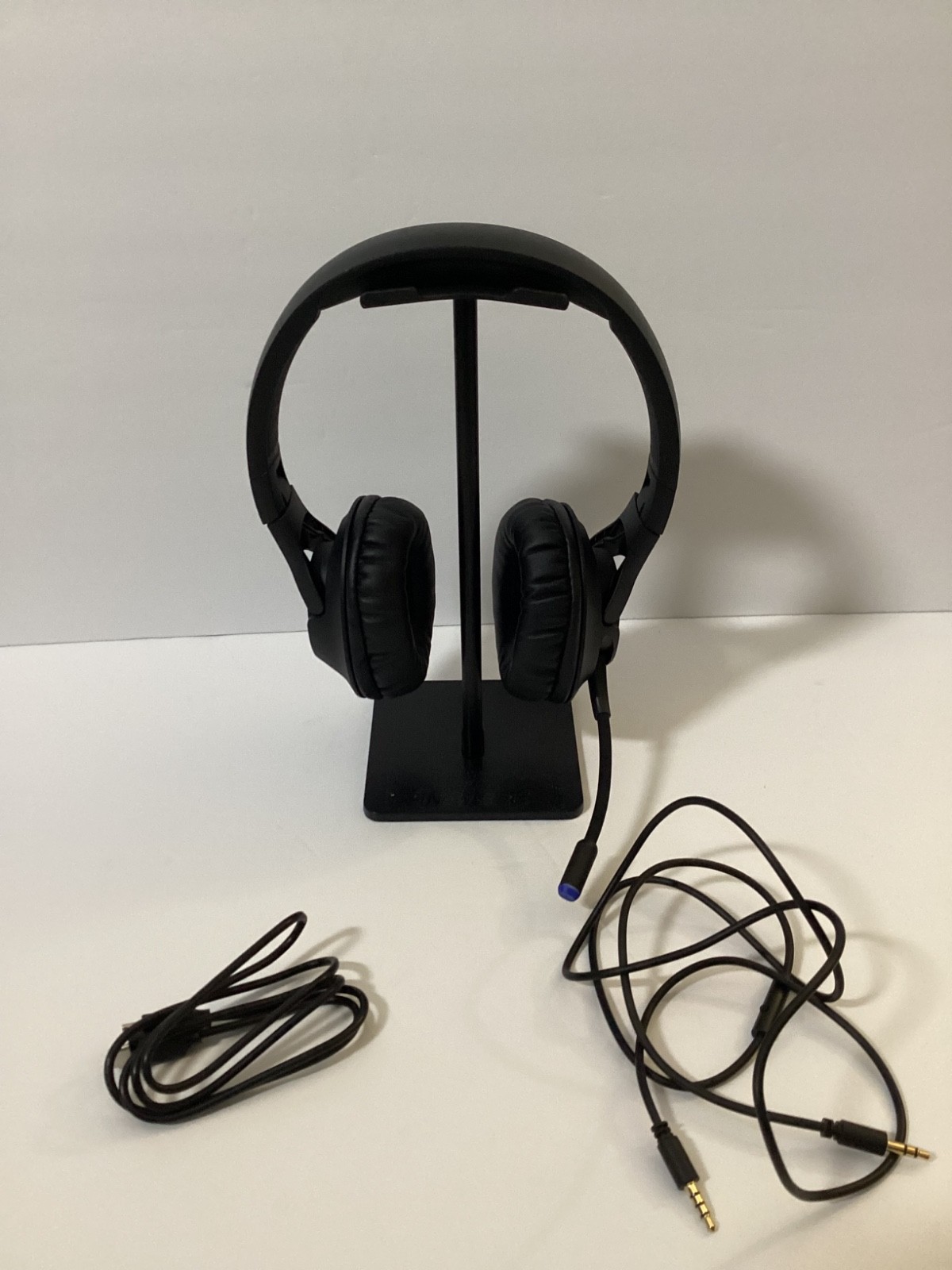Belkin - SoundForm Inspire Wireless Youth Over-Ear Headset Black