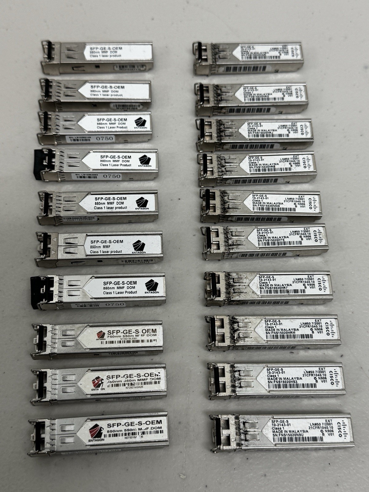 Lot of 20 Cisco SFP-GE-S 10-2143-01 Transceiver Modules