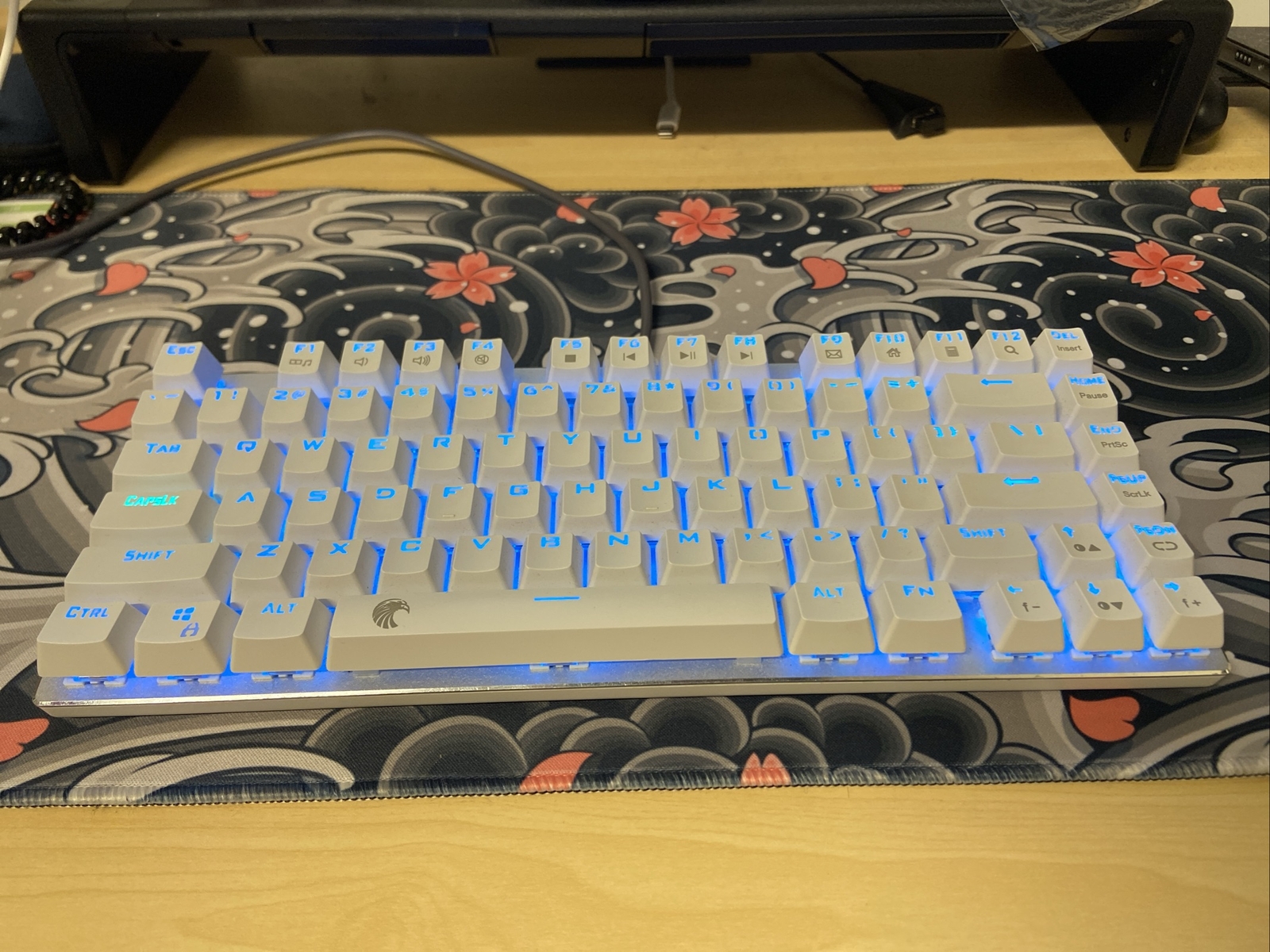 E-YOOSO Super-Scholar/Z-88 Wired USB Mechanical Keyboard with Blue Switches
