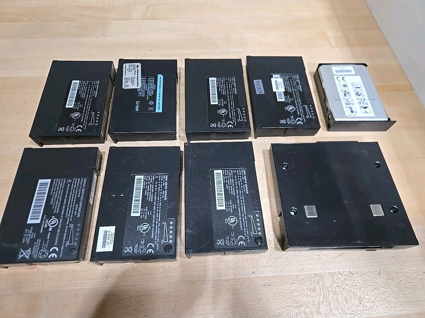 Compaq Computer 2891 Battery Lot HDD Spare 8.0GB Floppy Drive AS-IS Untested