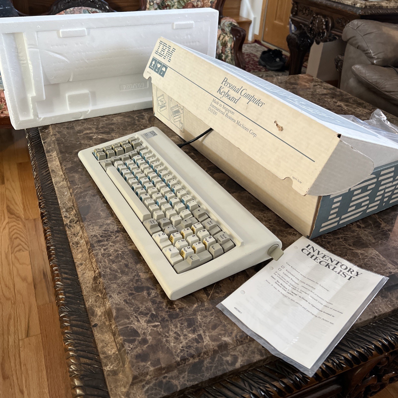 IBM Personal Computer Keyboard Vintage  Model# 1501100 Made Singapore In Box 
