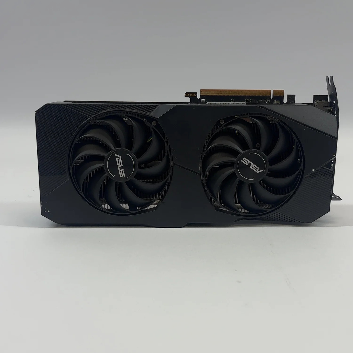 MSI Custom PC Ryzen 5 3600 3.60GHz 16GB RAM 1TB SSD AMD Radeon RX 5500 XT