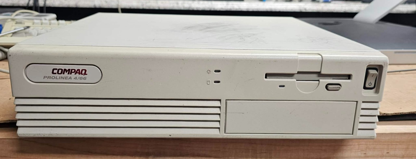 Clean Vintage Retro Gaming COMPAQ PROLINEA 4/66 Desktop Computer Powers/Posts