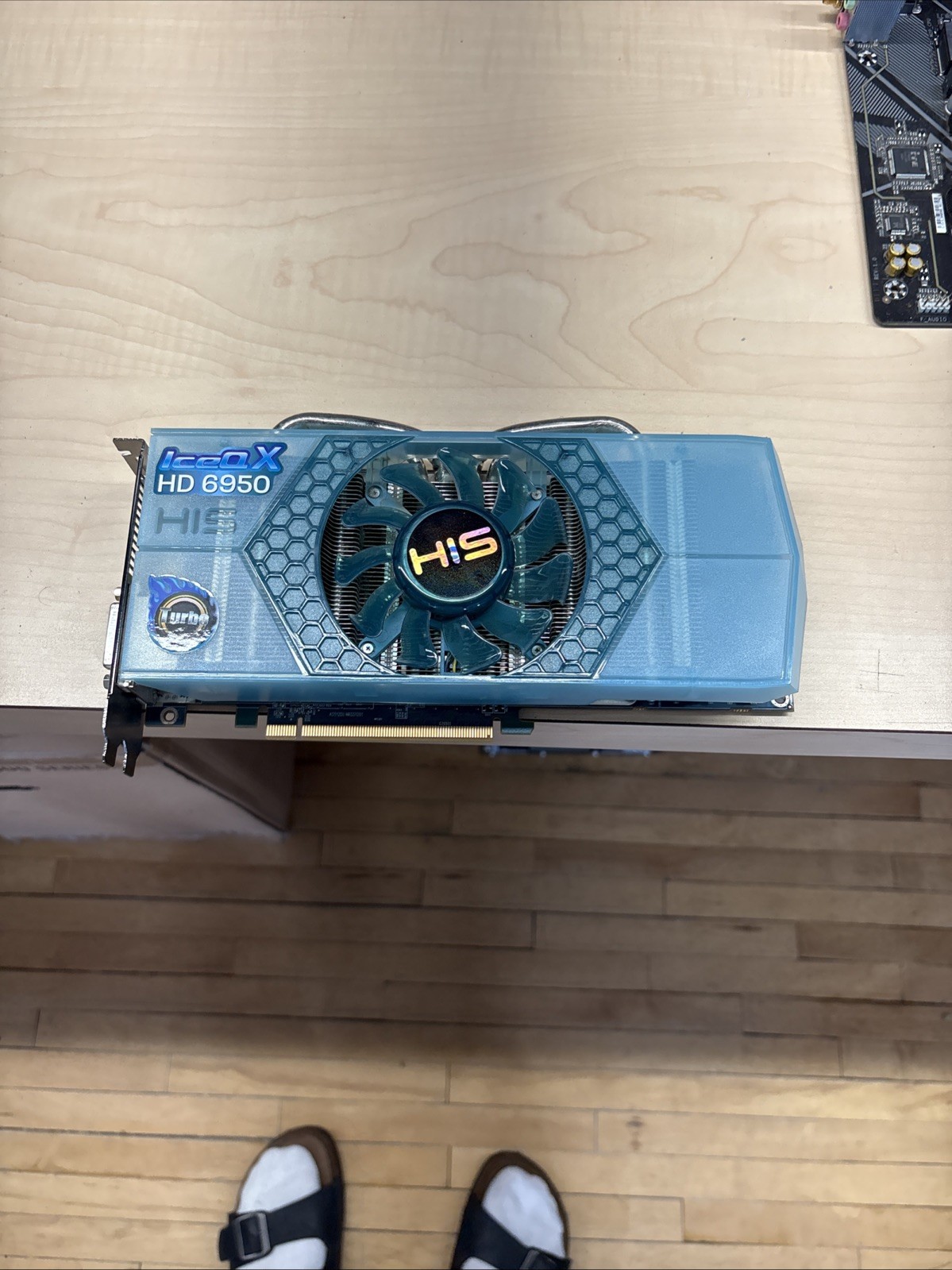 HIS AMD Radeon HD 6950 IceQ X Turbo 2 GB GDDR5 PCI Express 2.1 x16 Video Card