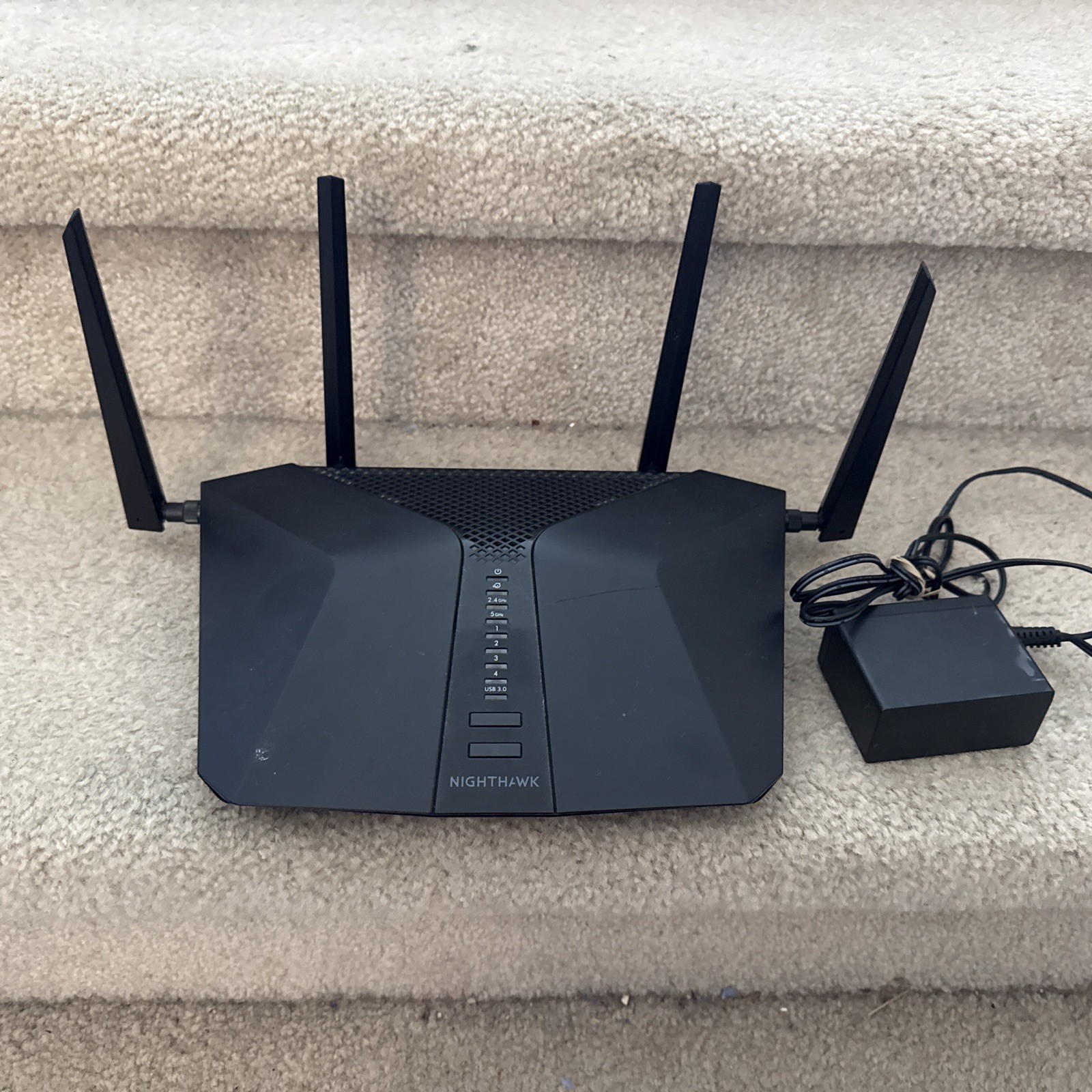 NETGEAR RAX48 Nighthawk AX5200 WiFi 6 Router