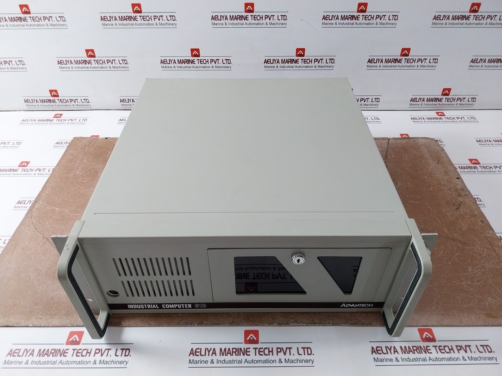 Advantech IPC-610P/260 Industrial Computer CPU 100-120V~/200-240V