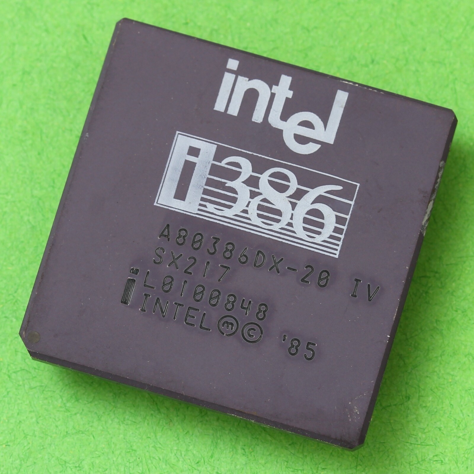 Intel 386 DX 20Mhz Ceramic CPU Processor SX217 A80386DX-20 IV 386DX 20