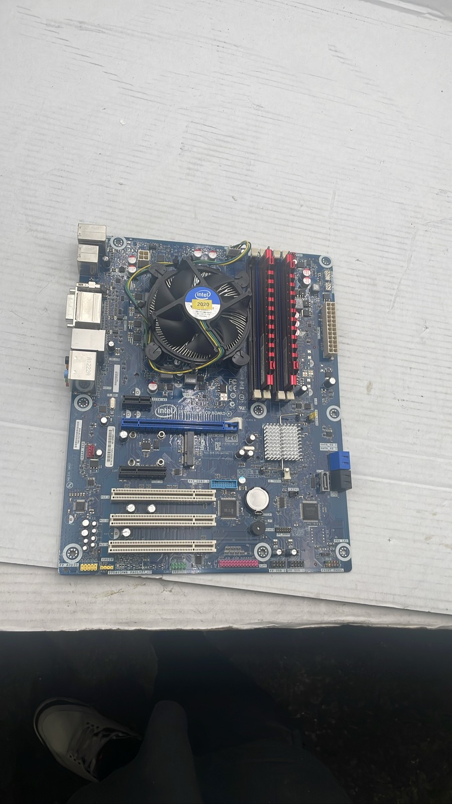 Intel Desktop Board DH77KC Computer System Motherboard w/ Heatsink Fan & RAM