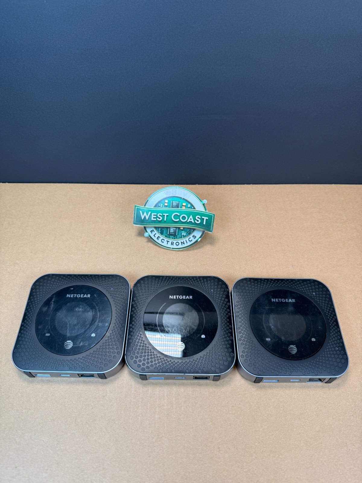 Lot of 3 NETGEAR Nighthawk MR1100 4G LTE Dual-Band AT&T Wi-Fi Hotspot Modem Blak