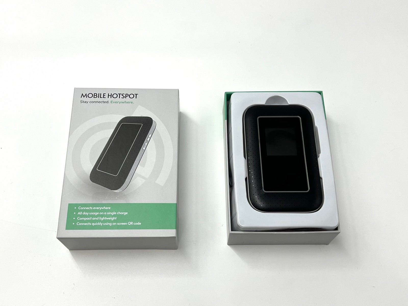 Black - Suncomm D523F 4G WiFi Hotspot Travel Router