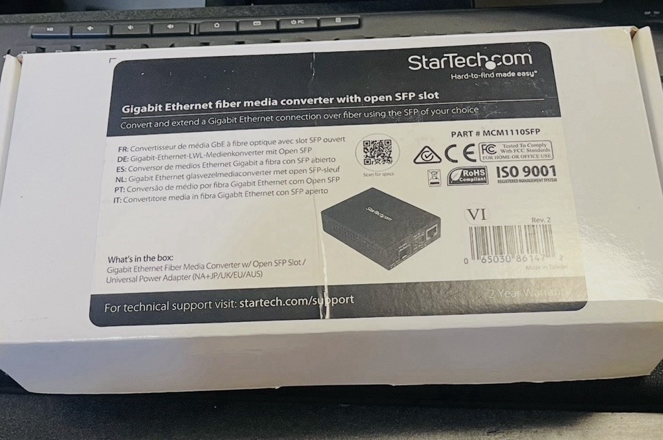 StarTech MCM1110SFP Gigabit Ethernet Fiber Media Converter Open SFP Slot NIB New