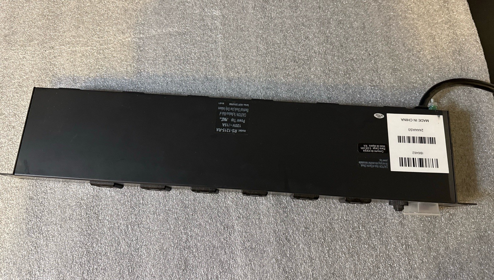 Tripp-Lite 12-Outlet PDU RS-1215-RA RackMount 1U Power Strip 120V/15A