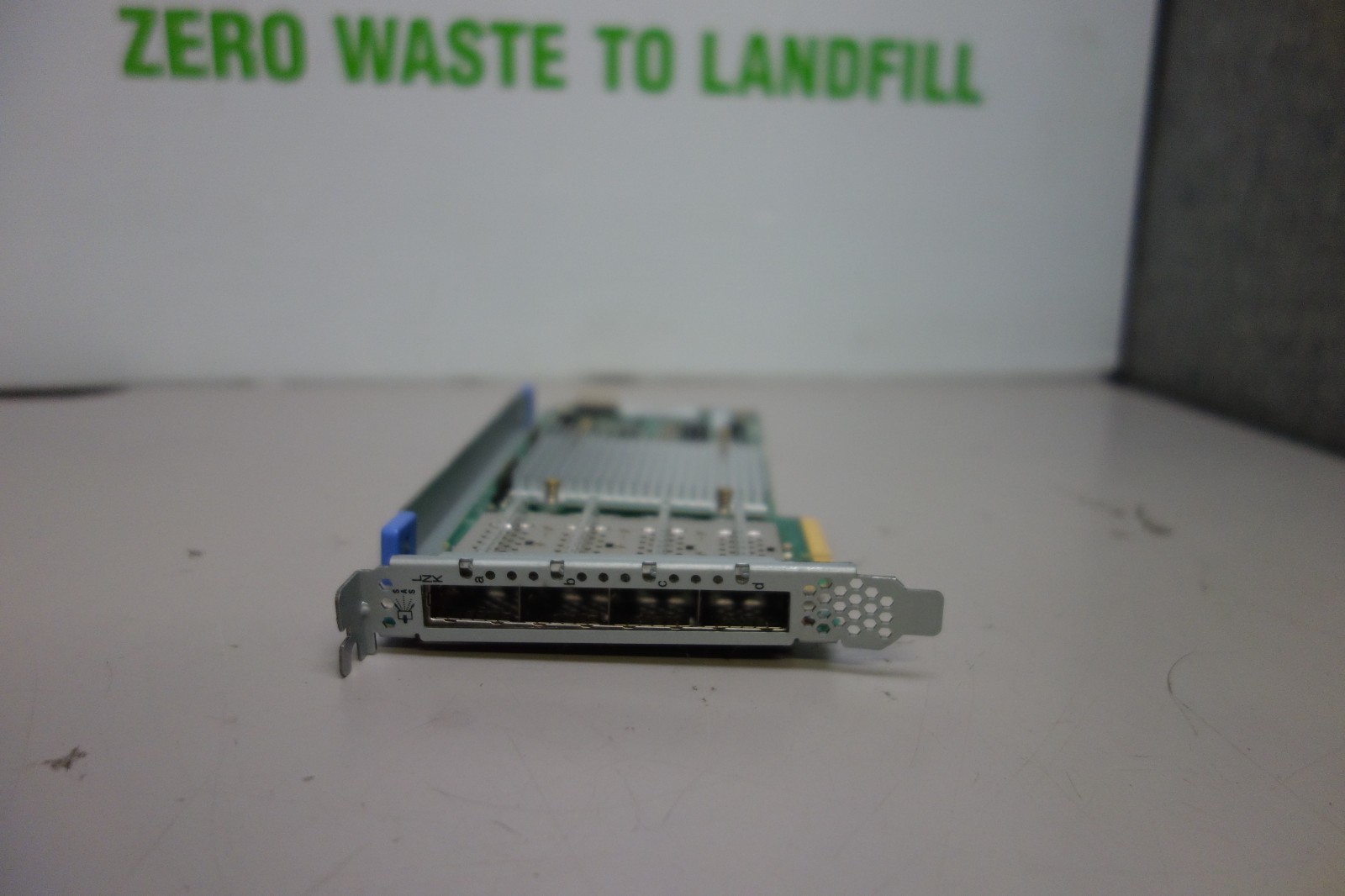 Lot of 2 NetApp 110-00401+A0 111-02026+A1 4-Port