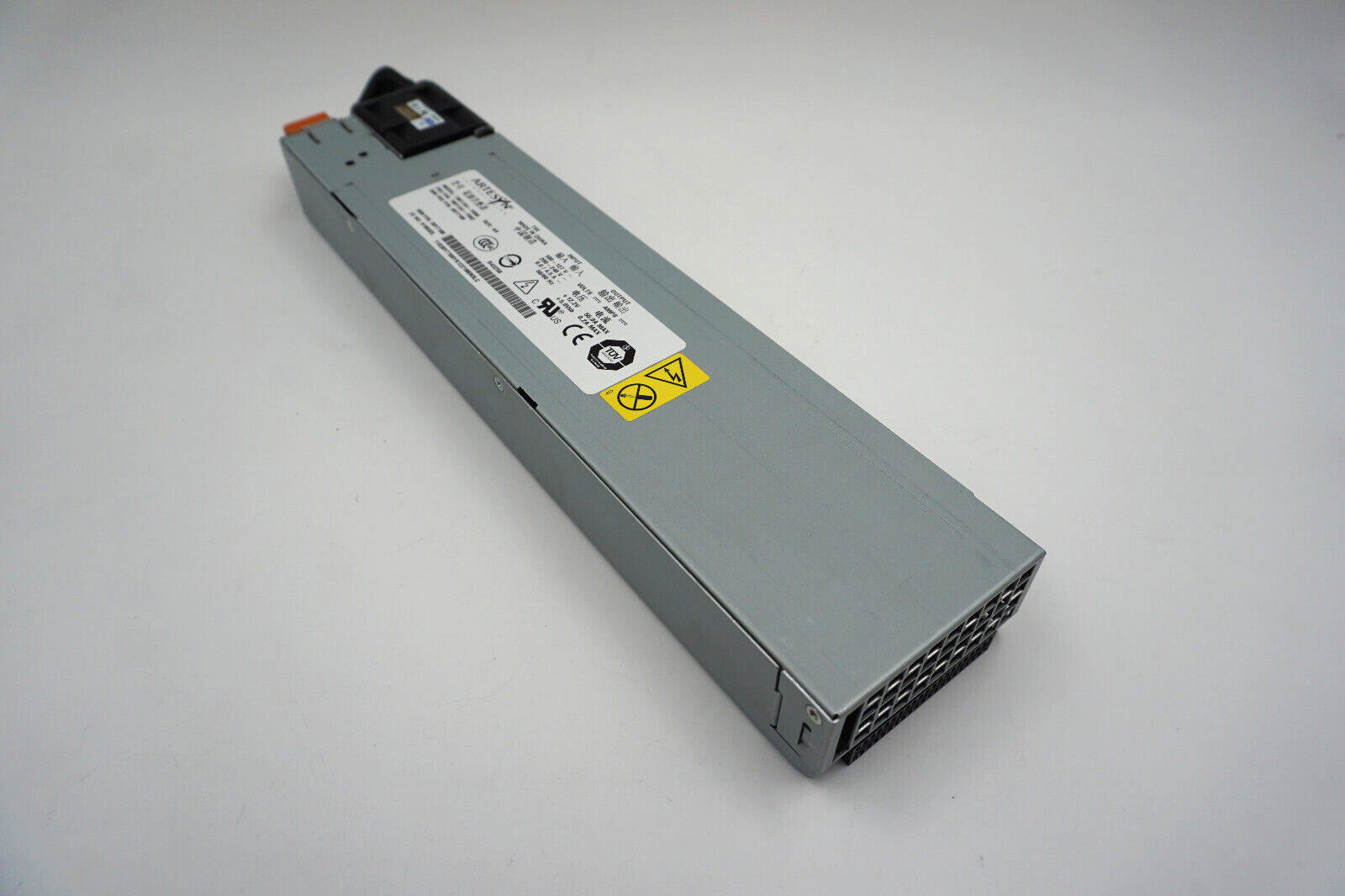 IBM/Artesyn X3550 670W Redundant Hot Swap Power Supply P/N: 7001134-Y002