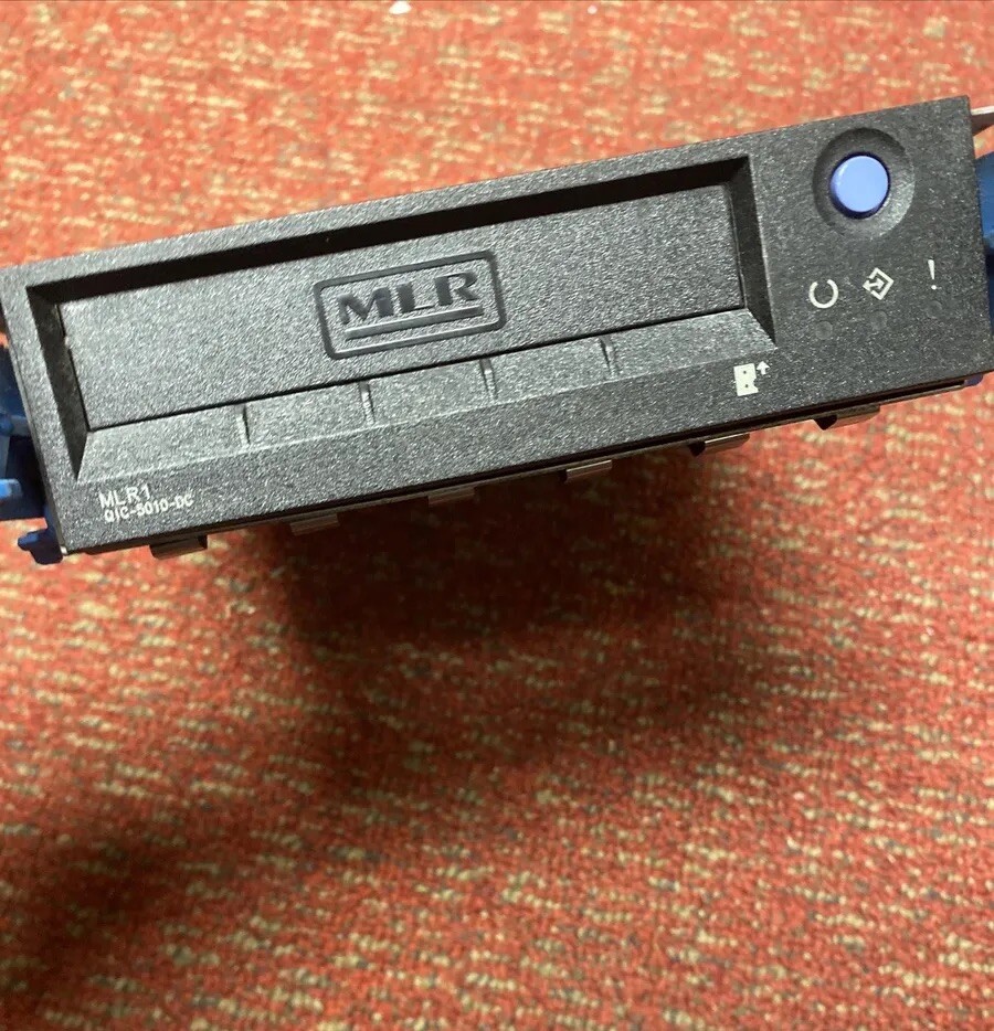 IBM 9406 F3 MLR1 QIC 5010-DC 13gb  1/4" Internal SCSI Tape Drive 44h8301
