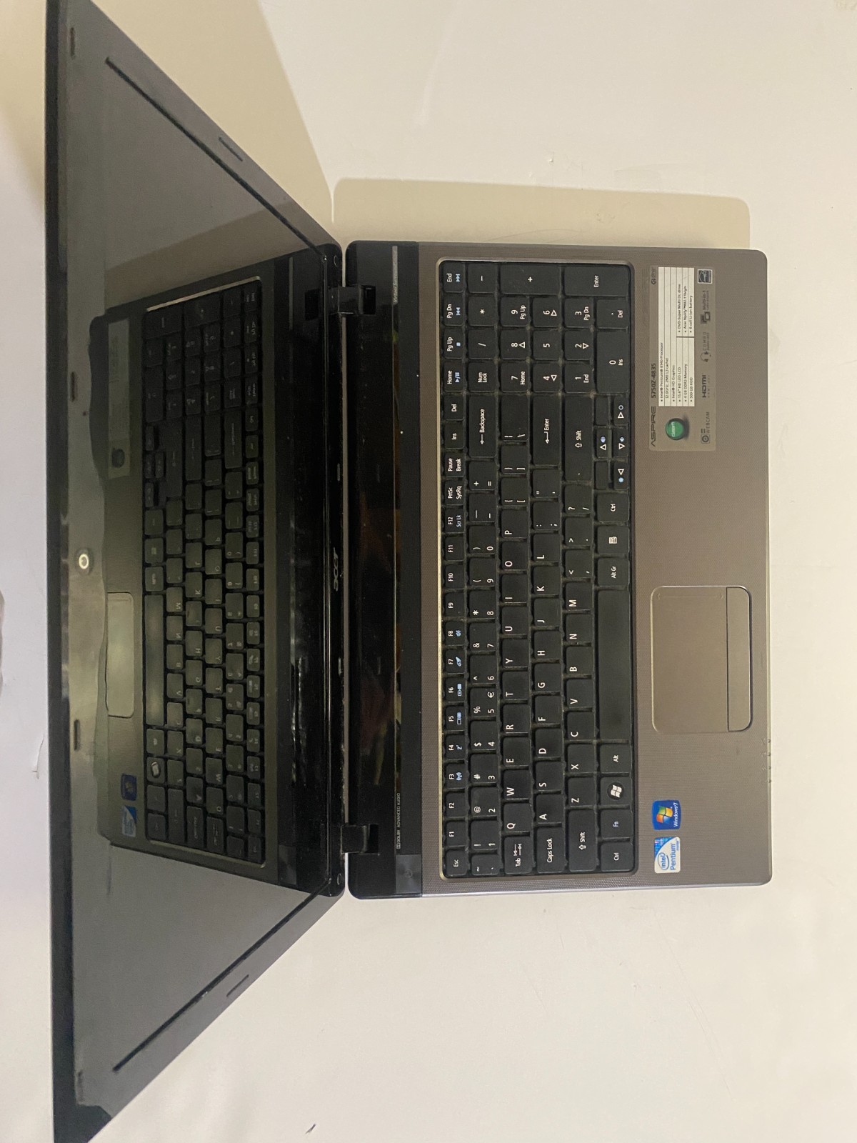 Acer Aspire 5750 15" MODEL P5WEO