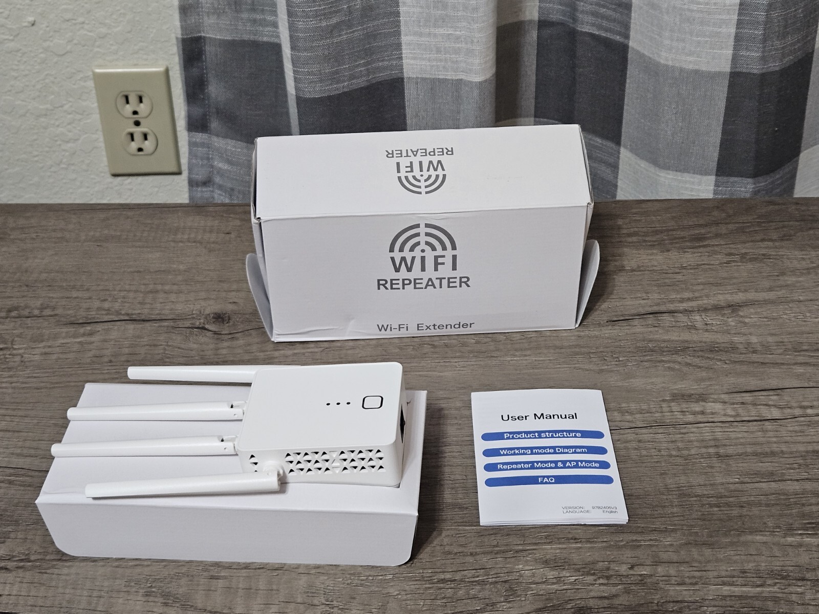  300Mbps WiFi Range Extender Wireless Repeater Wall Plug