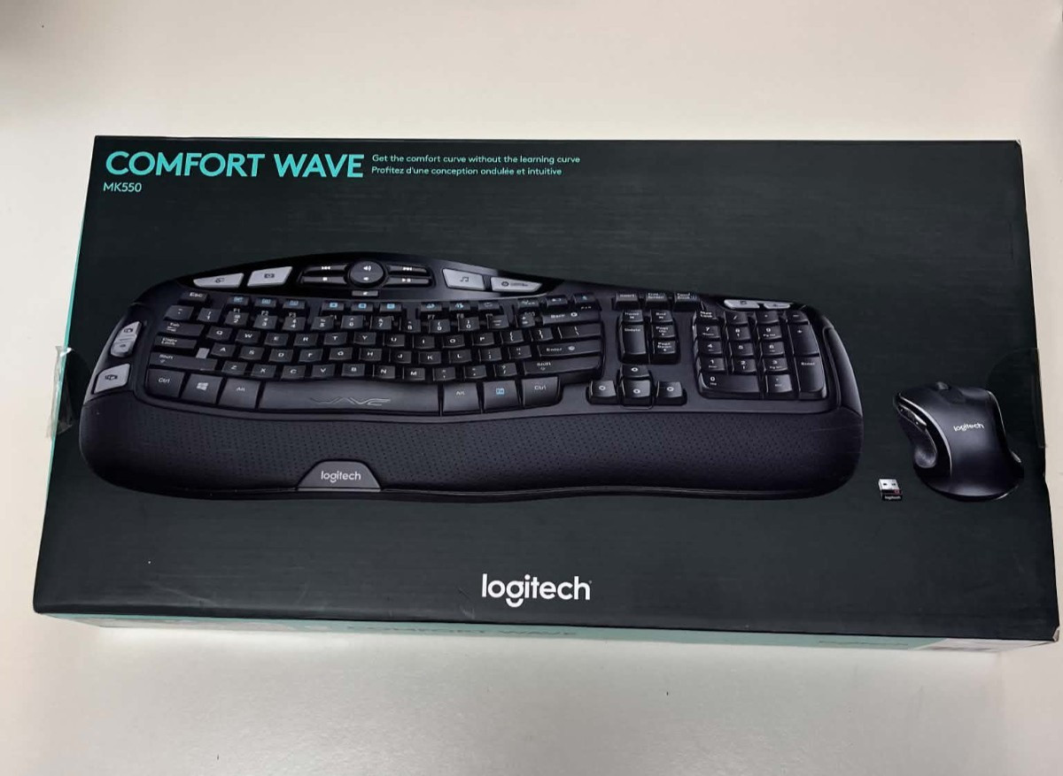 New Logitech MK550 Comfort Wave Keyboard and Mouse Wireless