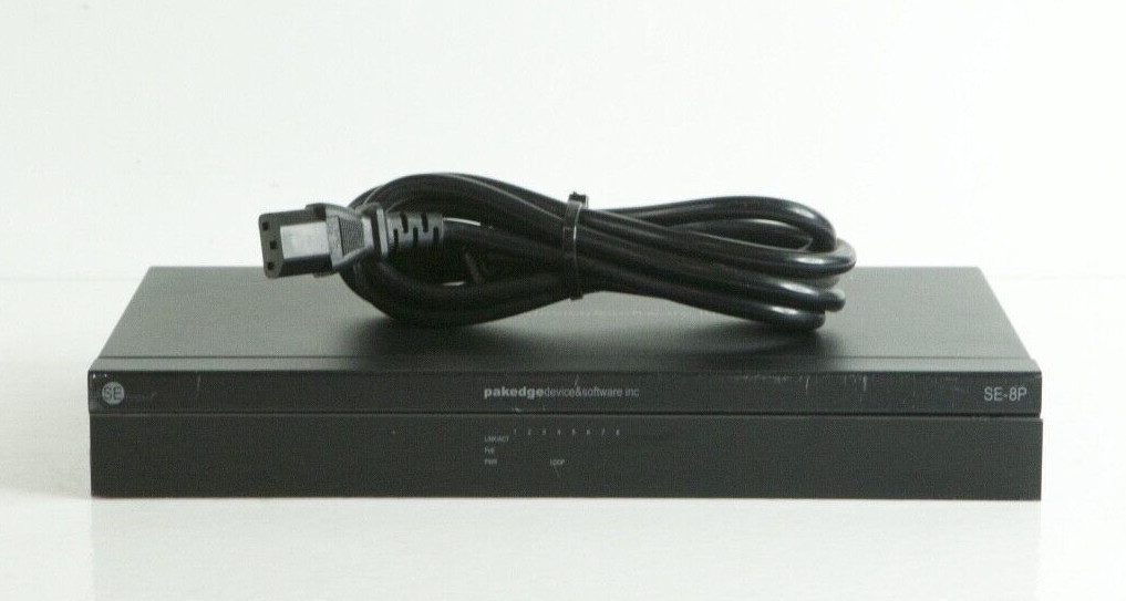 Pakedge Device & Software Inc. SE-8P Unmanaged PoE/ PoE+ j672 