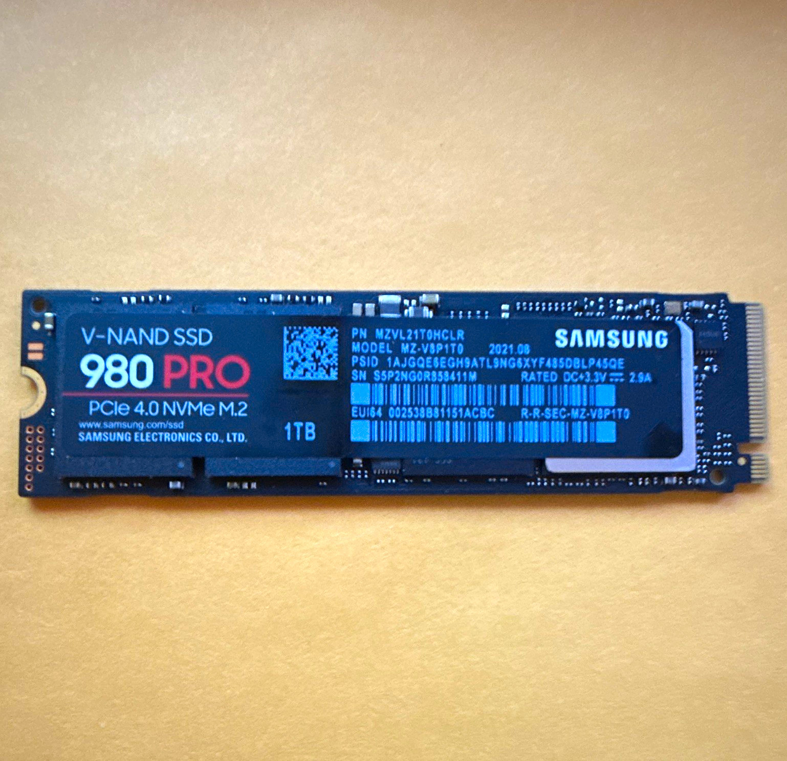 Samsung 980 PRO 1TB NVMe PCIe 4.0 M.2 Internal SSD MZ-V8P1T0