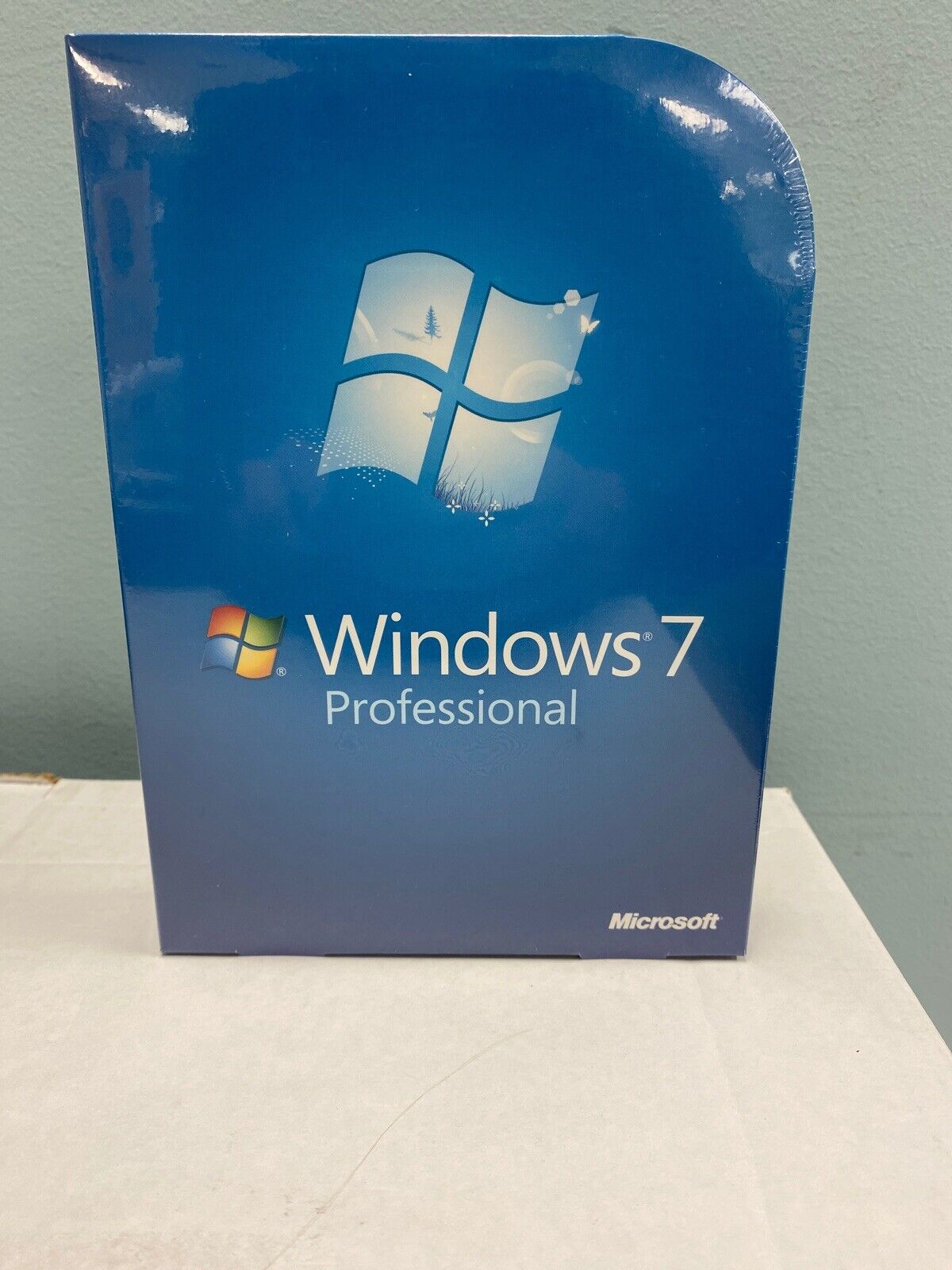 Microsoft Windows 7 Professional Pro FULL VERSION FQC-00129 GENUINE Retail OS