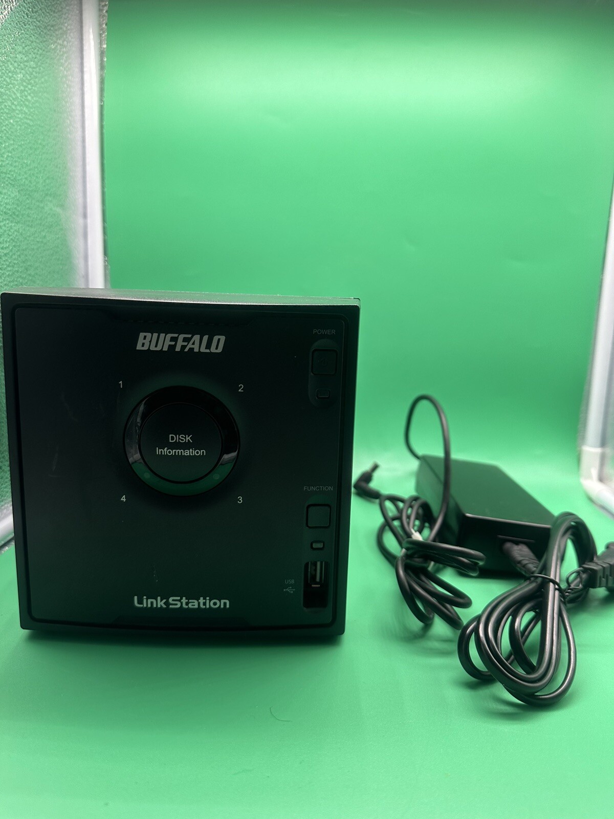 BUFFALO TERASTATION LS-Q4.0TL/R5 Hitachi 4x-1TB SATA NETWORK STORAGE TESTED