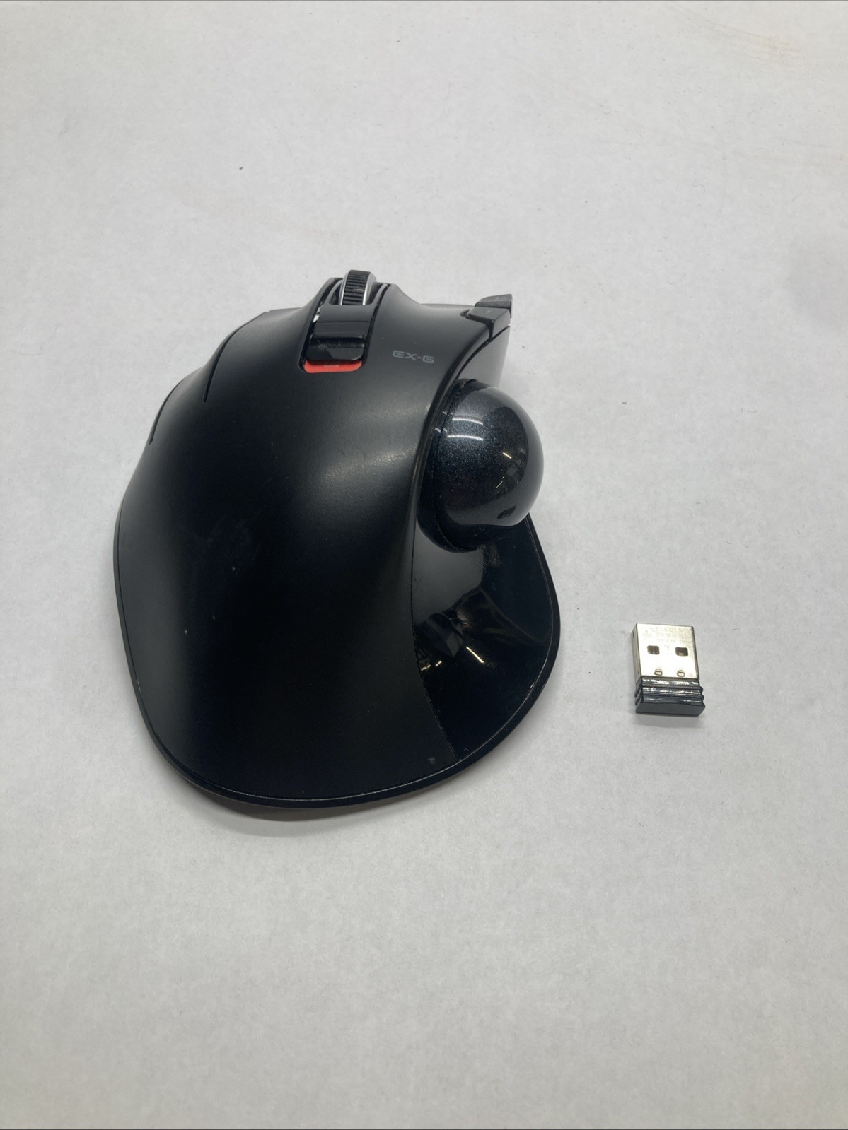 Elecom 6 button Wireless Left Hand Trackball Mouse M-XT4DRBK Lightly Used