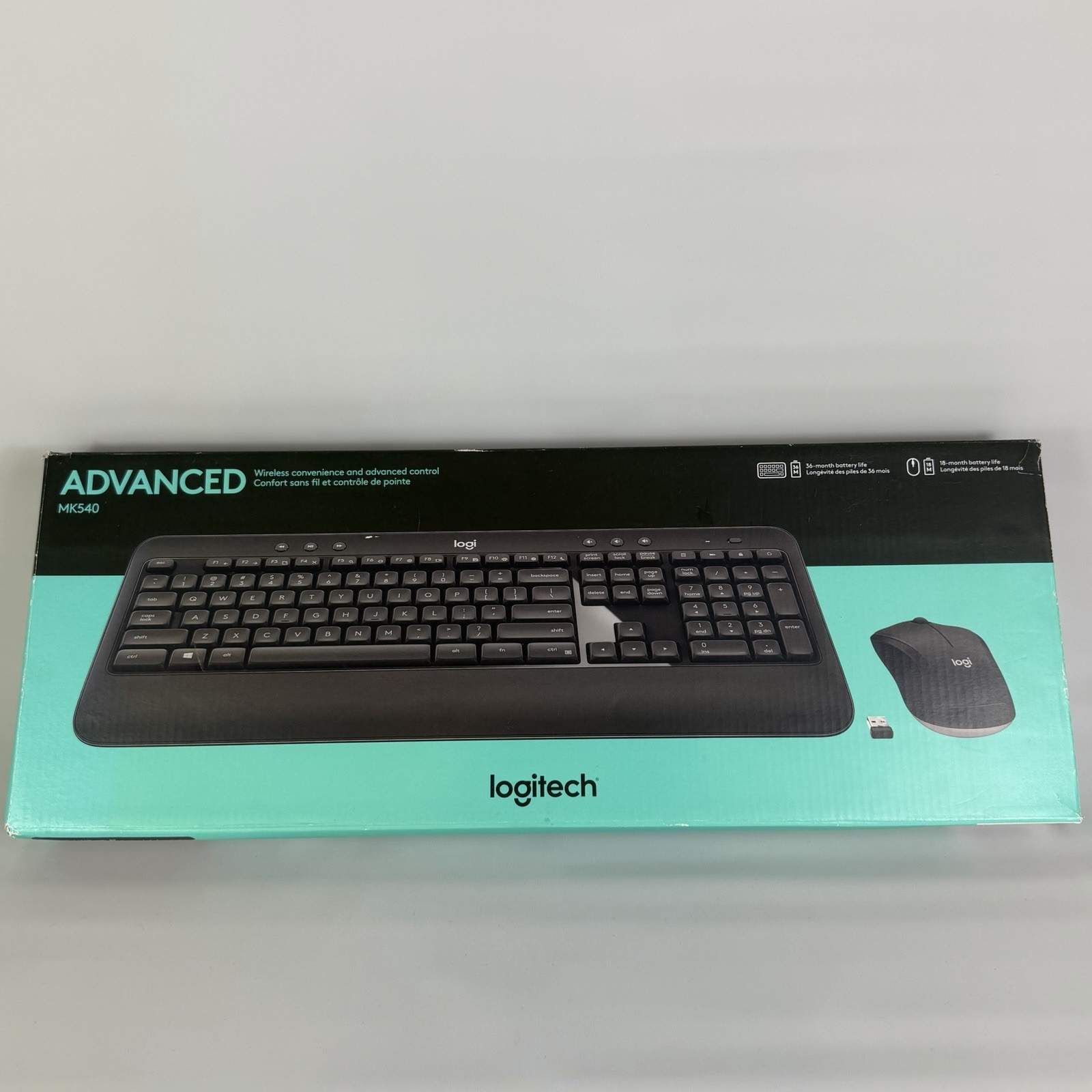 Logitech MK540 Advanced Wireless Keyboard and Mouse Combo New in Open Box