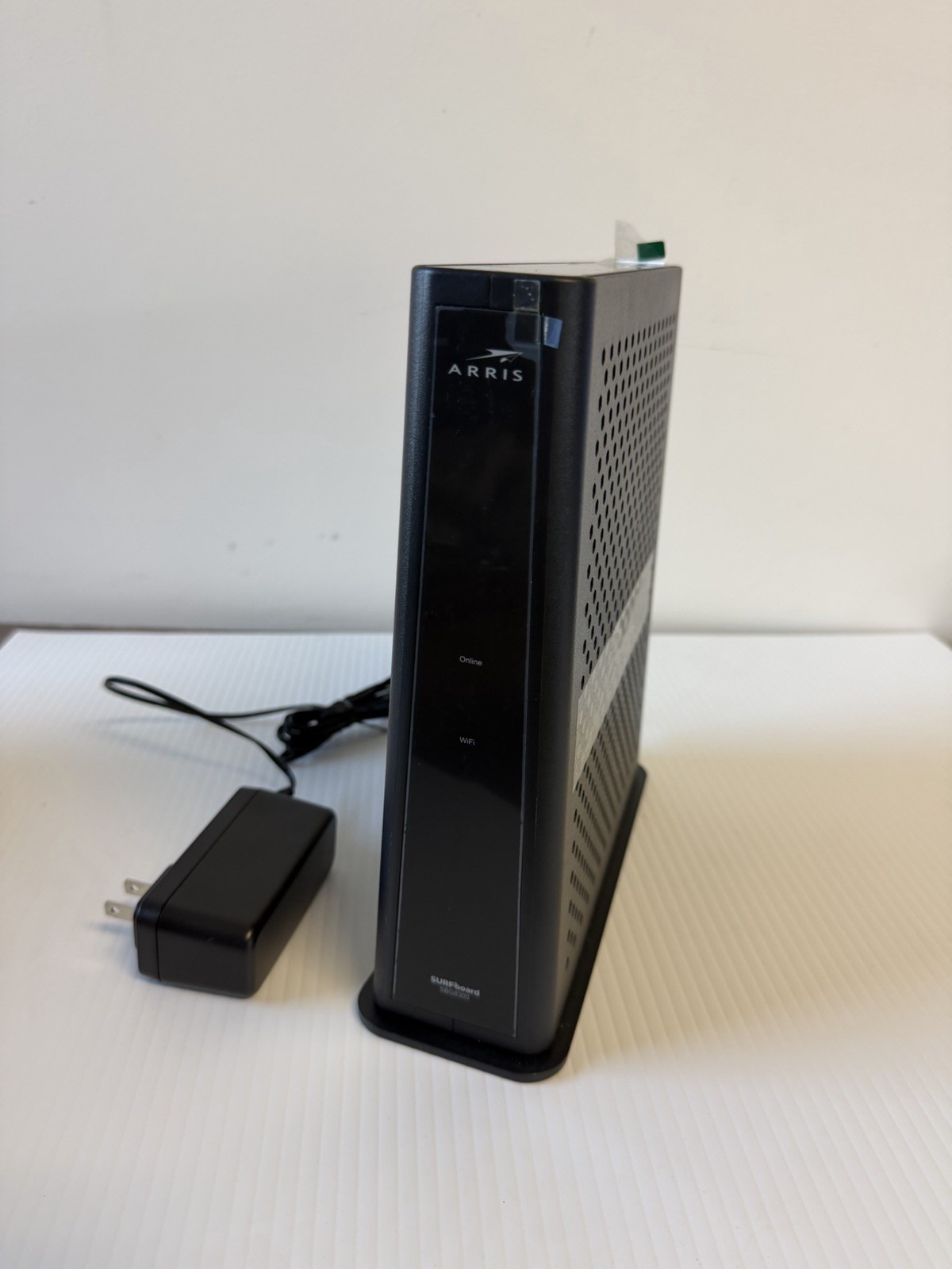ARRIS (SBG8300) - Cable Modem Router Combo - Fast DOCSIS 3.1 Gigabit & AC2350