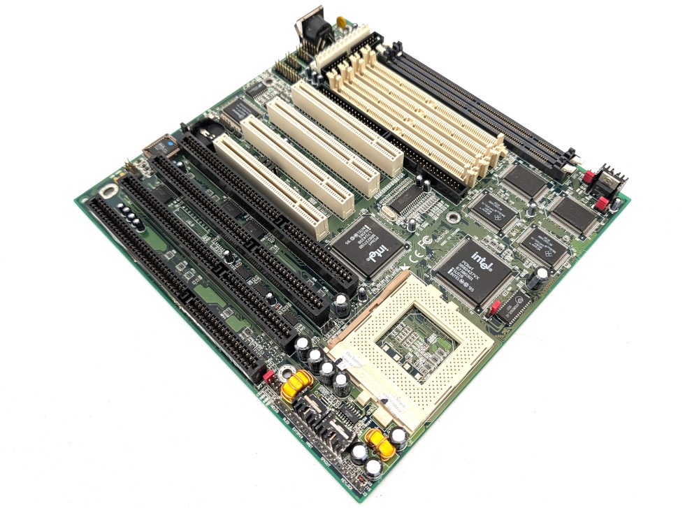 Untested DFI T586IPVG REV A Socket 7 Motherboard Retro SDRAM