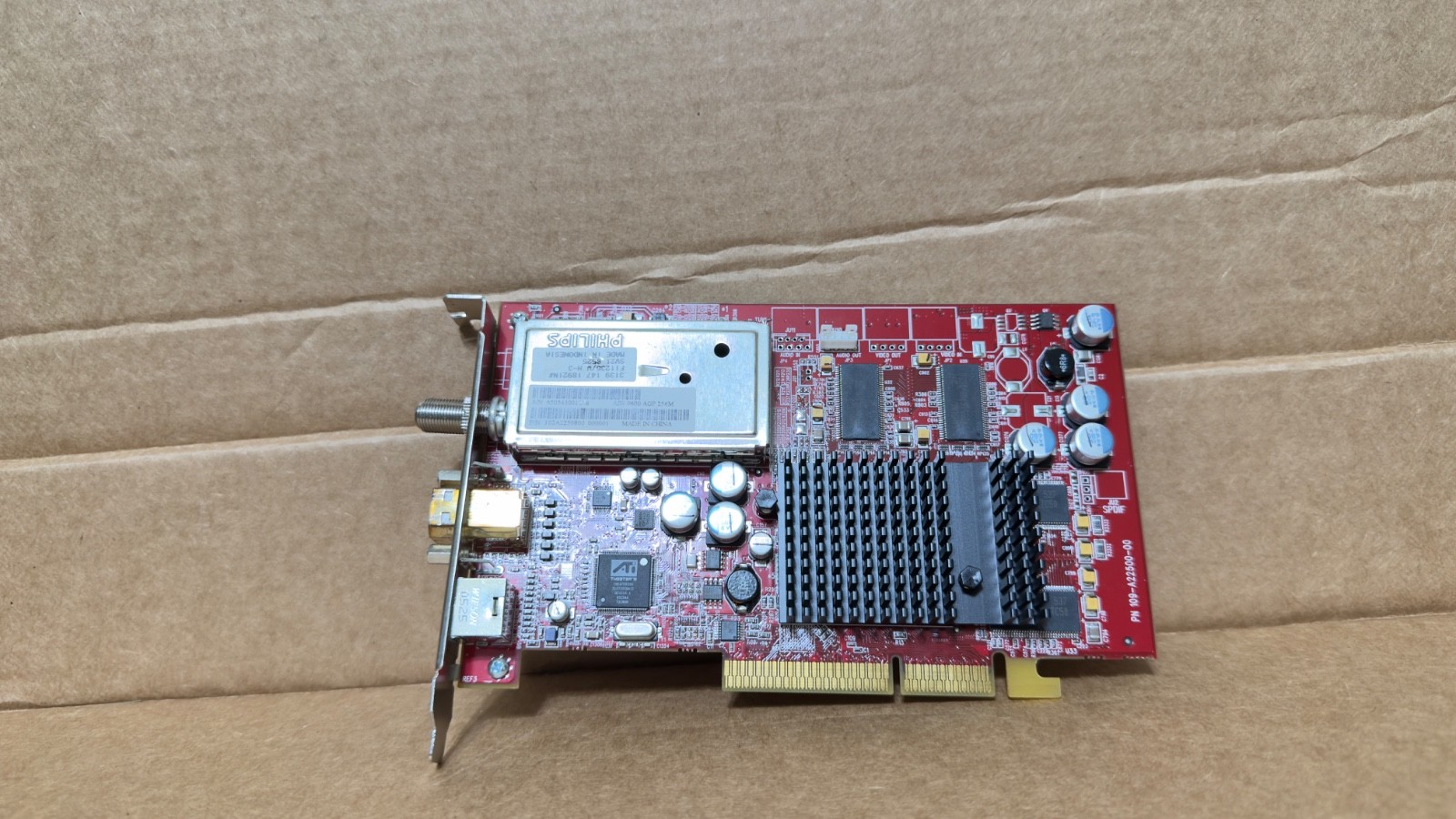 ATI All-In-Wonder Radeon 9600 Graphics Card 256MB GPU 2006 Edition
