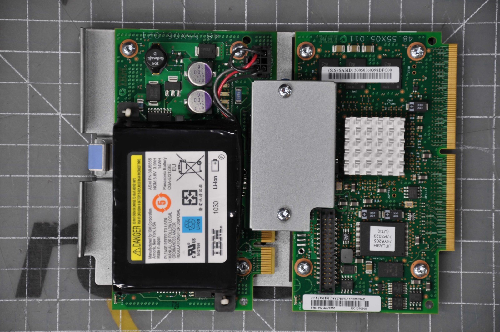 IBM I/O CNTL/CHARG RAID CONTROL CARD W/CACHE 2BD9  GRADE B 44V8353 