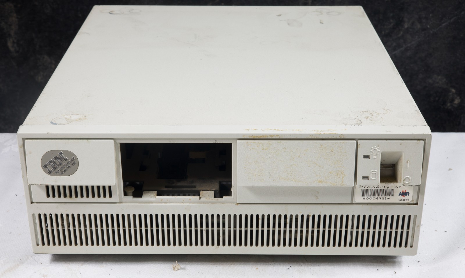 IBM PS/2 Model 70 386 8570-E61 386DX-16 4MB RAM tested to POST 8924