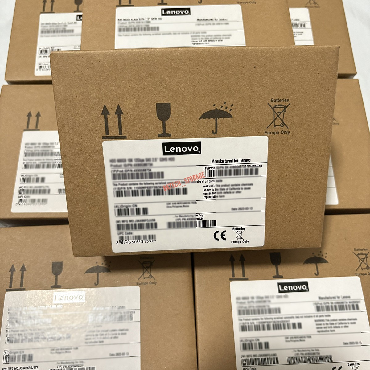 Lenovo ThinkServer 200GB 03T7913 4XB0F28627 SAS 12Gb 2.5" in 3.5" Tray SSD NEW