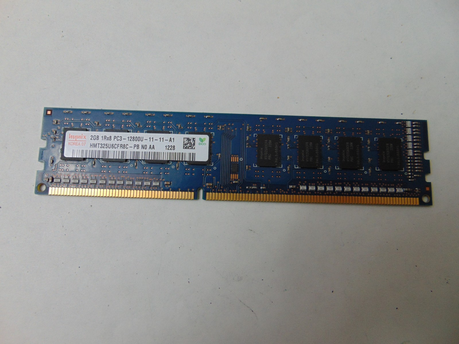 SK hynix 2GB DDR3 PC3-12800U Desktop RAM Memory HMT325U6CFR8C-PB - Works Great