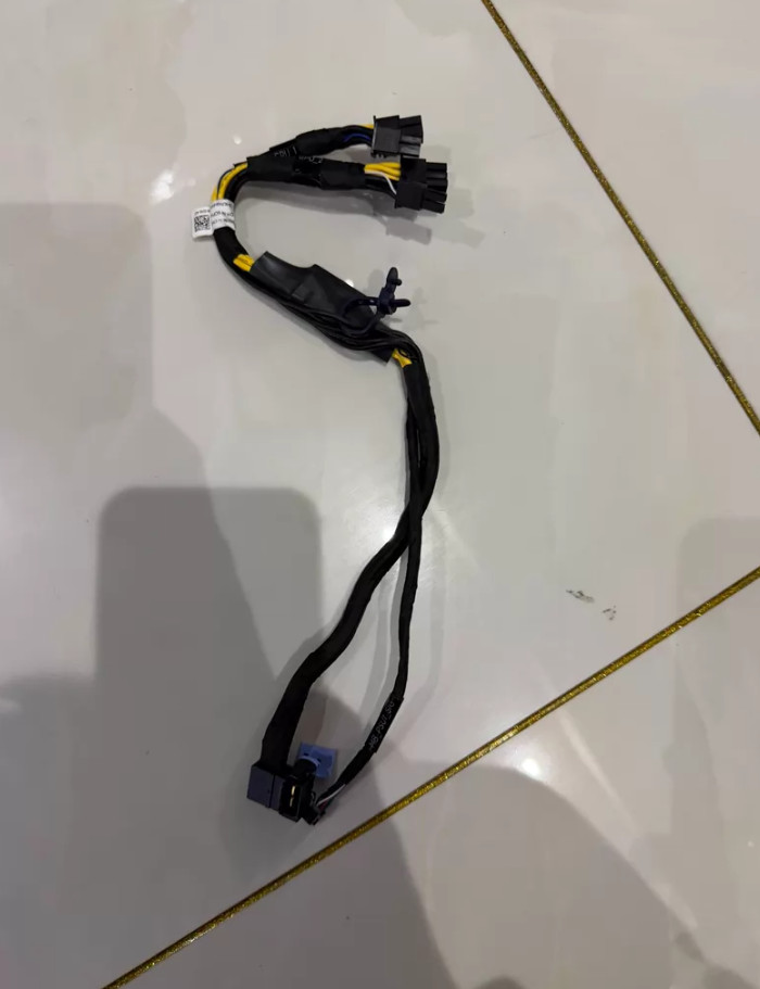 used DELL R760 Server GPU Power Riser1 Cable Dual 8-Port Cable 0CPH58 CPH58