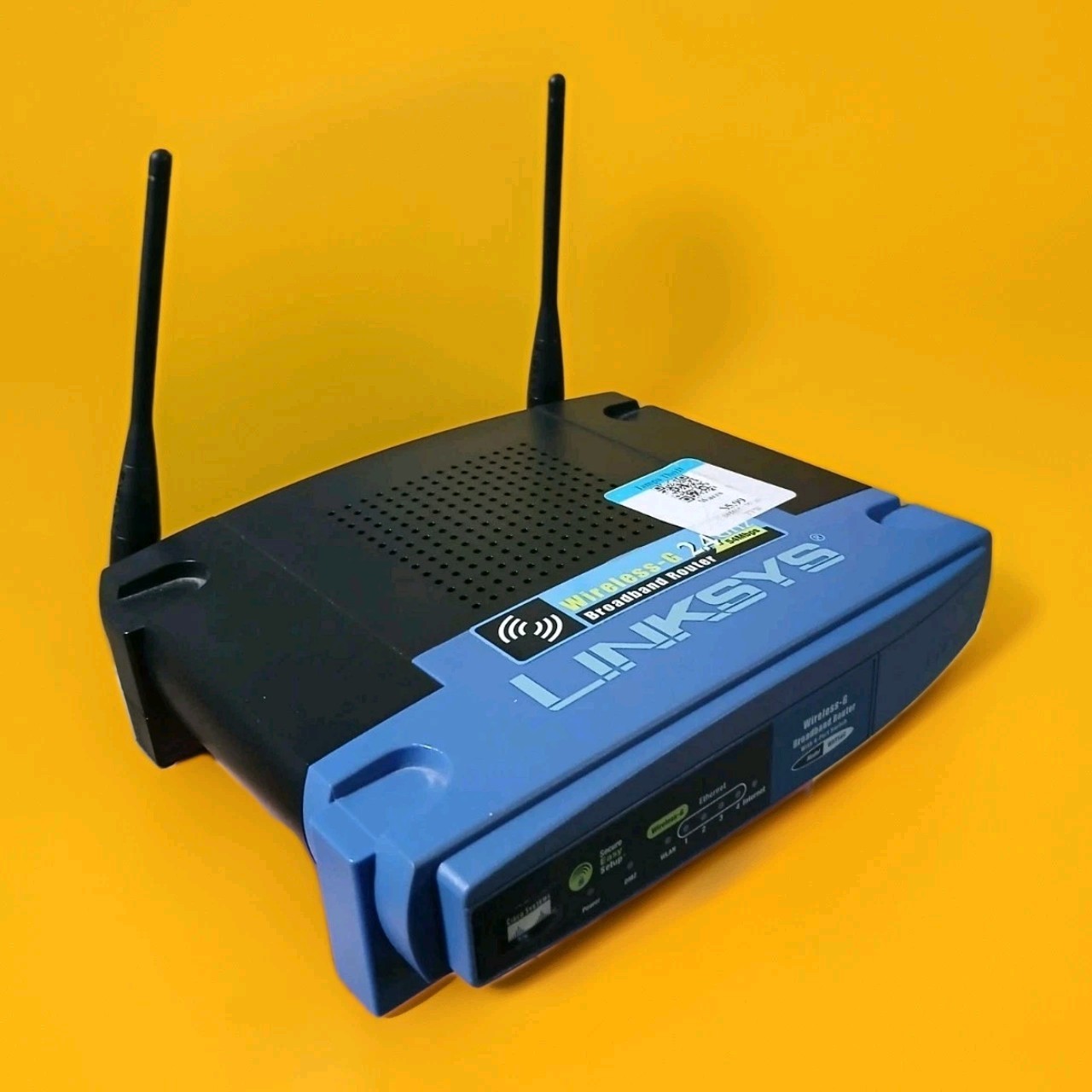 Router Linksys WRT54G V8 Wireless G 2.4 Ghz Broadband router 4 Port