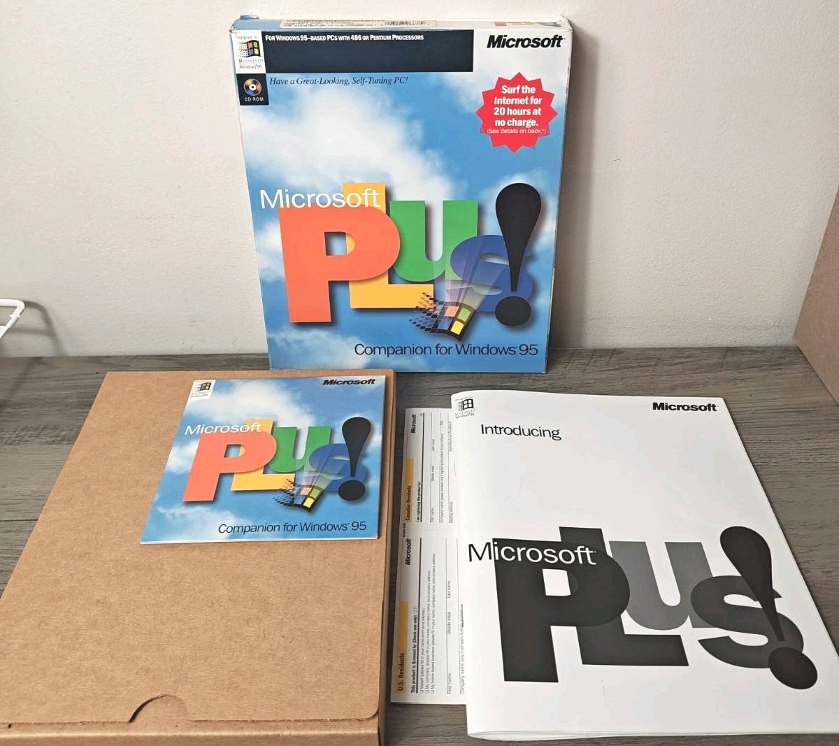 Microsoft Plus 95 Companion Windows 1995 CD-ROM Big Box Software w Product Key
