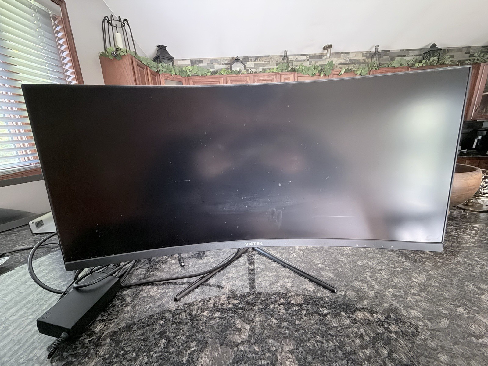 29 Inch Curved Screen Gaming Monitor Viotech 240Hz