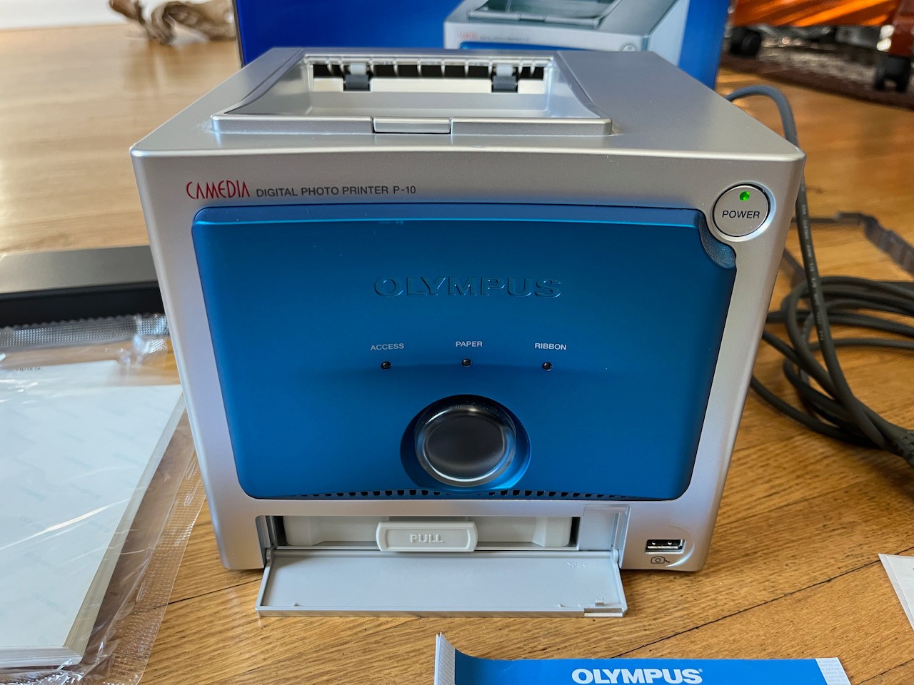 Olympus CAMEDIA P-10 Digital Photo Printer 4x6 USB w/ Box, Cables & Manuals