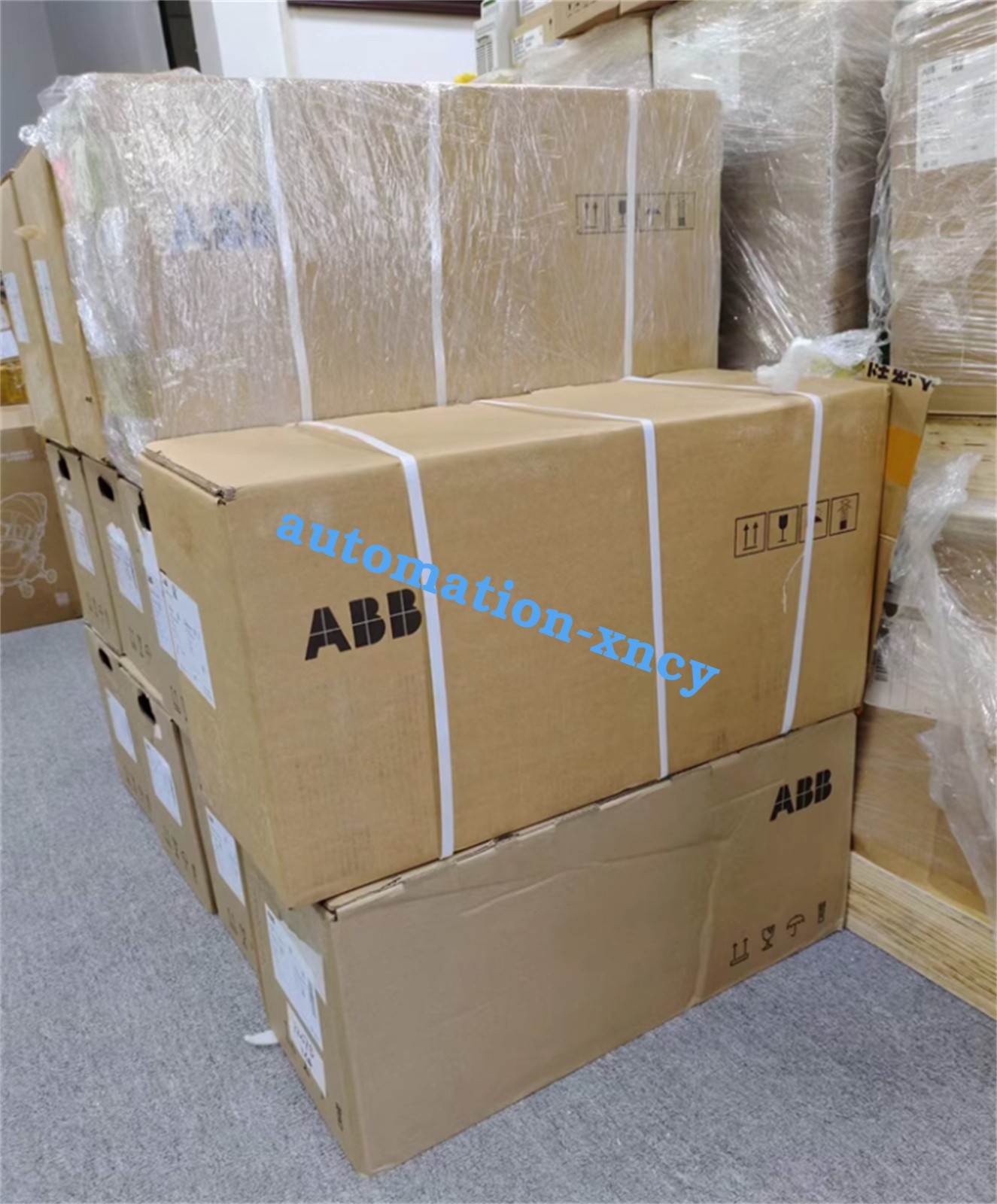 New ACS580-01-206A-4 Inverter ACS58001206A4 Free Fast Shipping