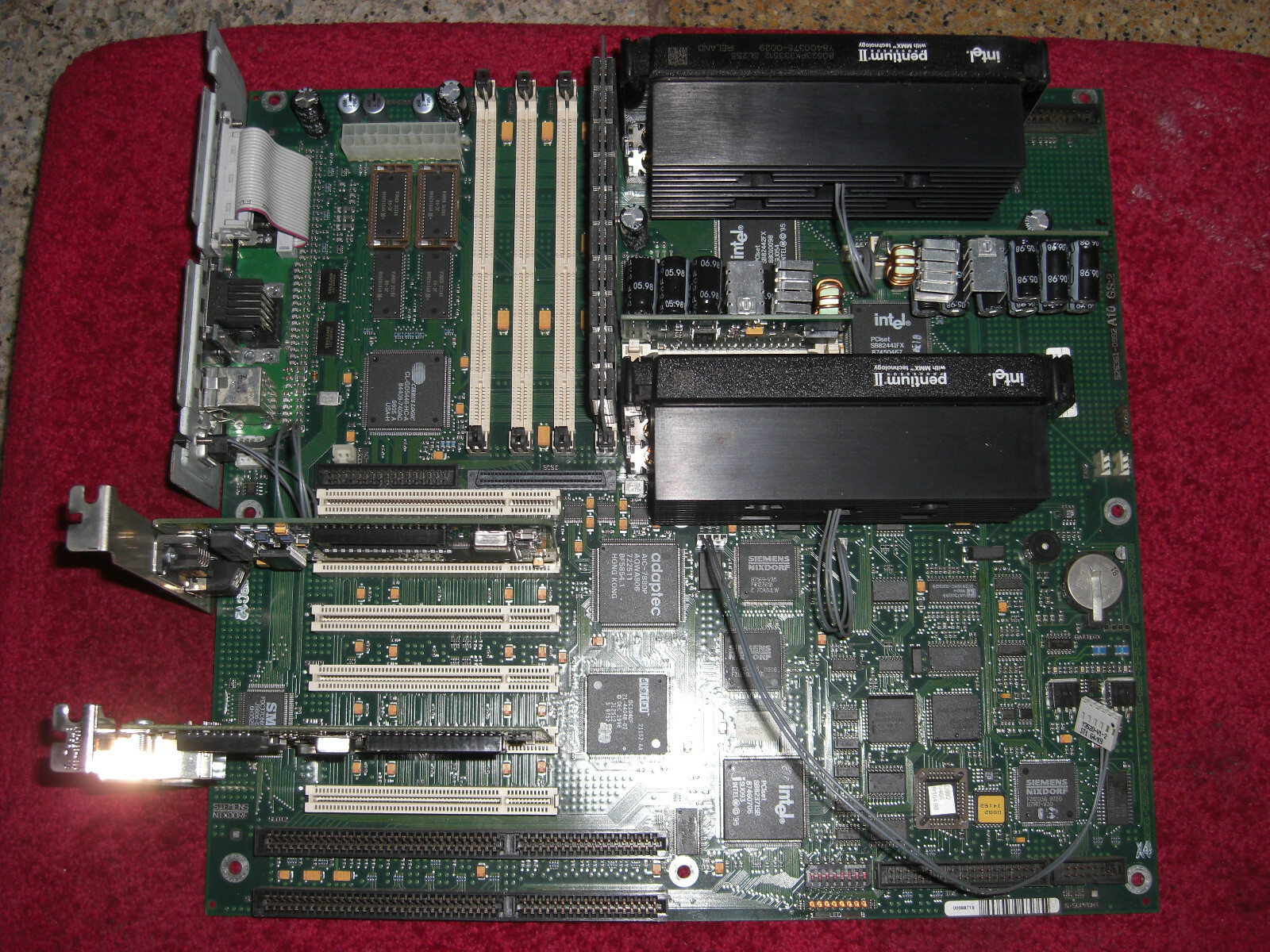Intel Dual Processor Motherboard 2x Pentium II PCI ISA Slot Vintage Retro