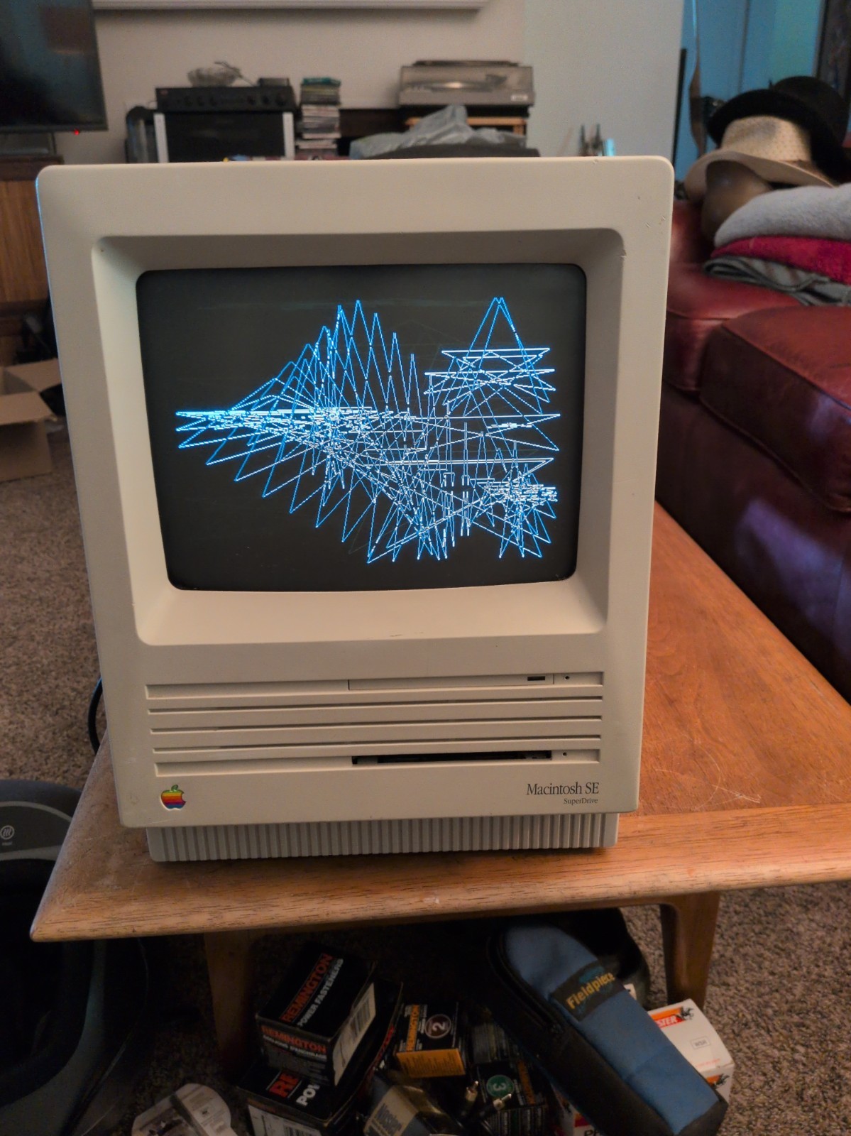 APPLE MACINTOSH SE M5011 VINTAGE COMPUTER 