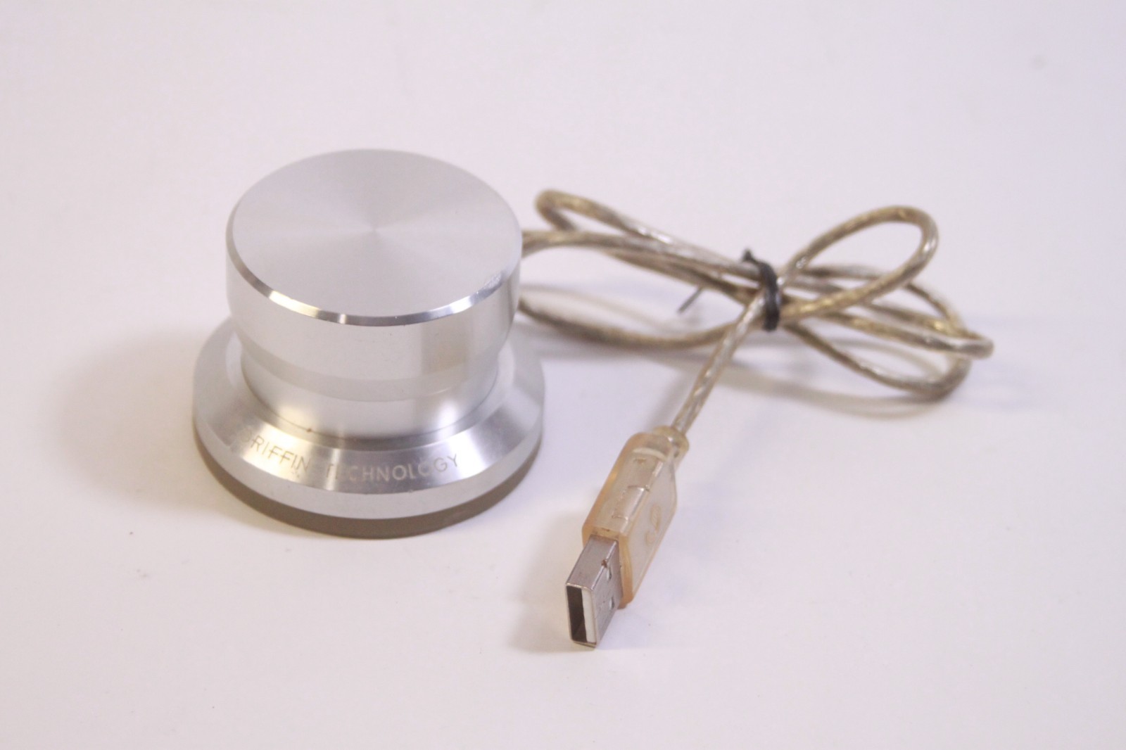 Vintage Silver Griffin Technology Powermate USB CONTROLLER READ
