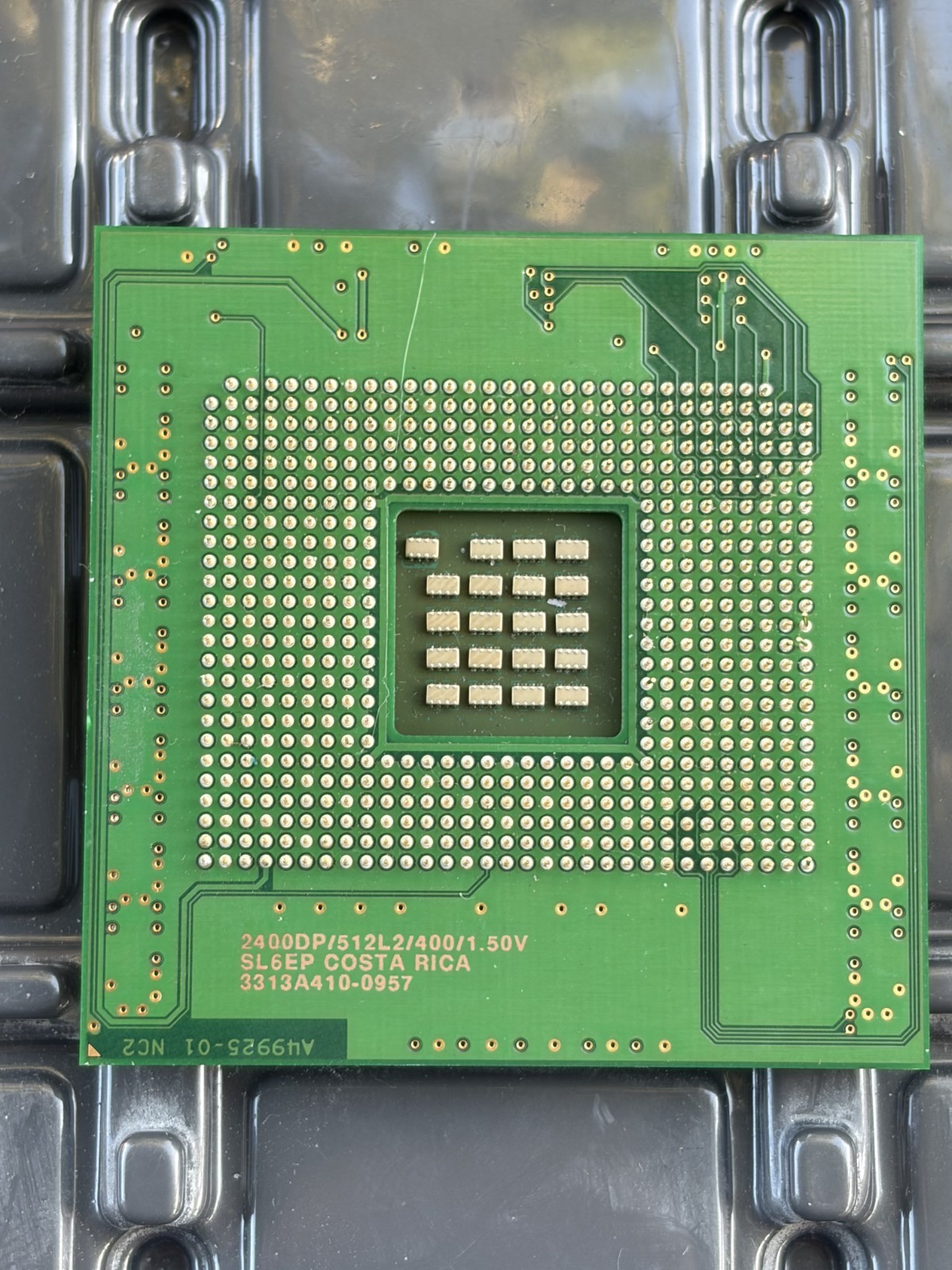 Intel Xeon 2.4GHz SL6EP 512KB L2 Server CPU Socket 604 (Early 2000s)