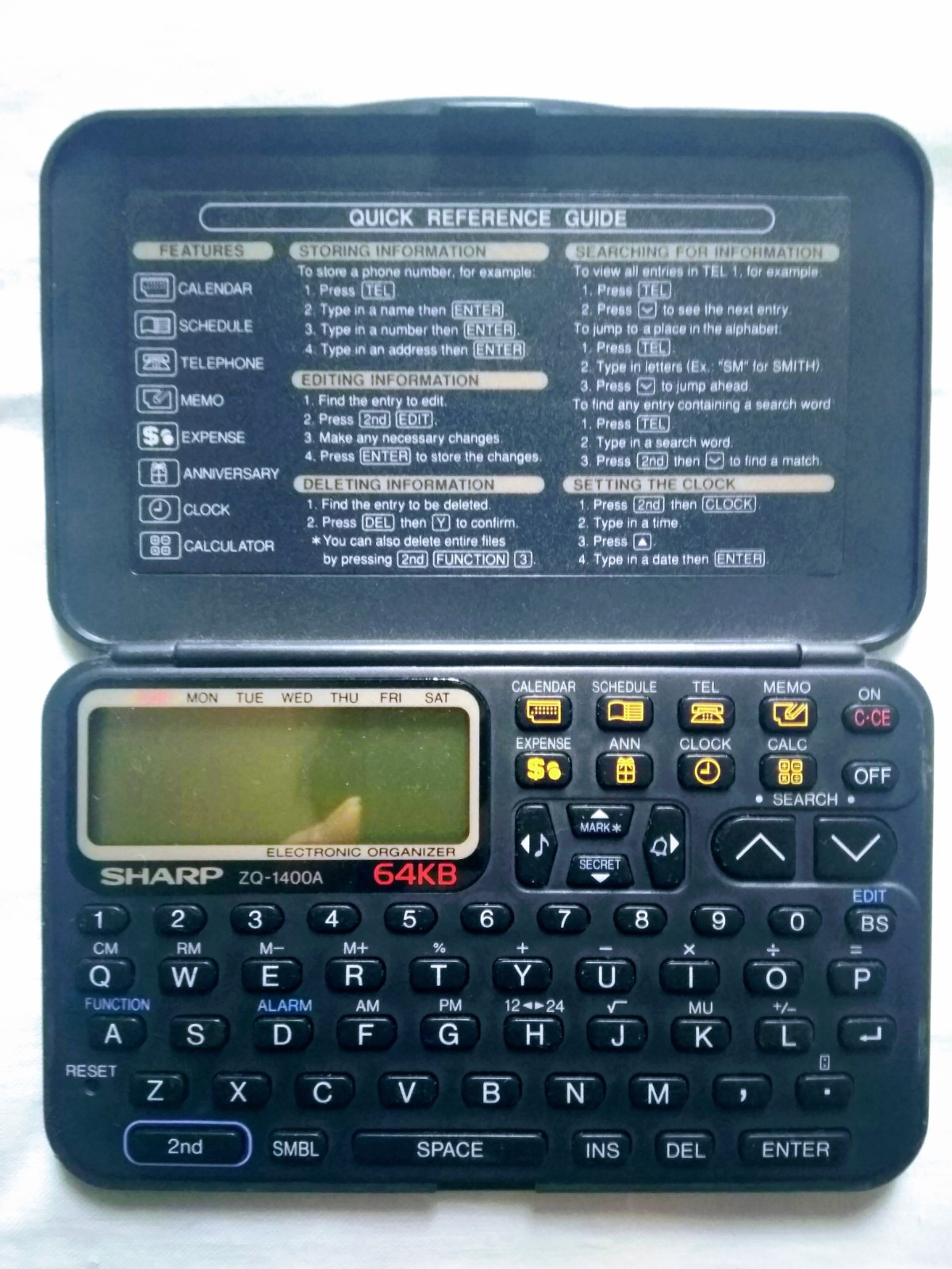 Vintage Sharp ZQ-1400A 64KB Electronic Organizer PDA 1990s Retro Untested