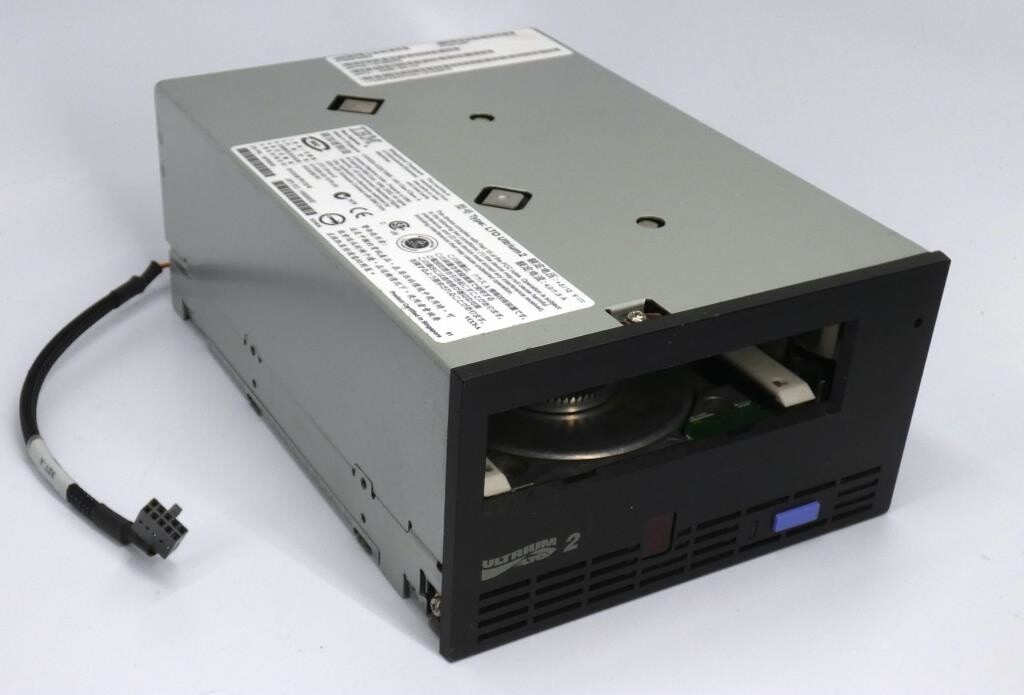 IBM LTO-2 200/400Gb Ultrium2 Internal Tape Drive LVD/SE 18P9846